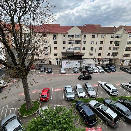 Appartement Apartament Victoria à Târgu Jiu Extérieur photo