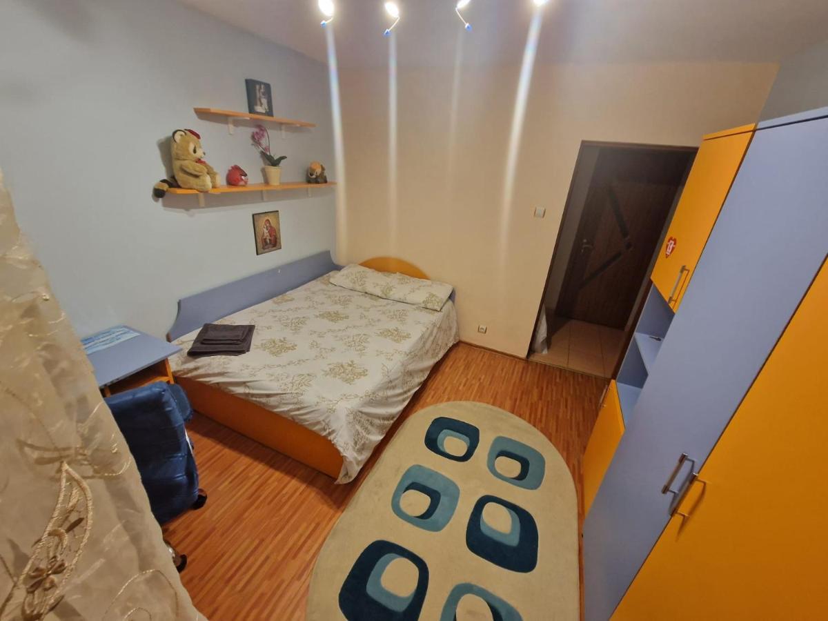 Appartement Apartament Victoria à Târgu Jiu Extérieur photo